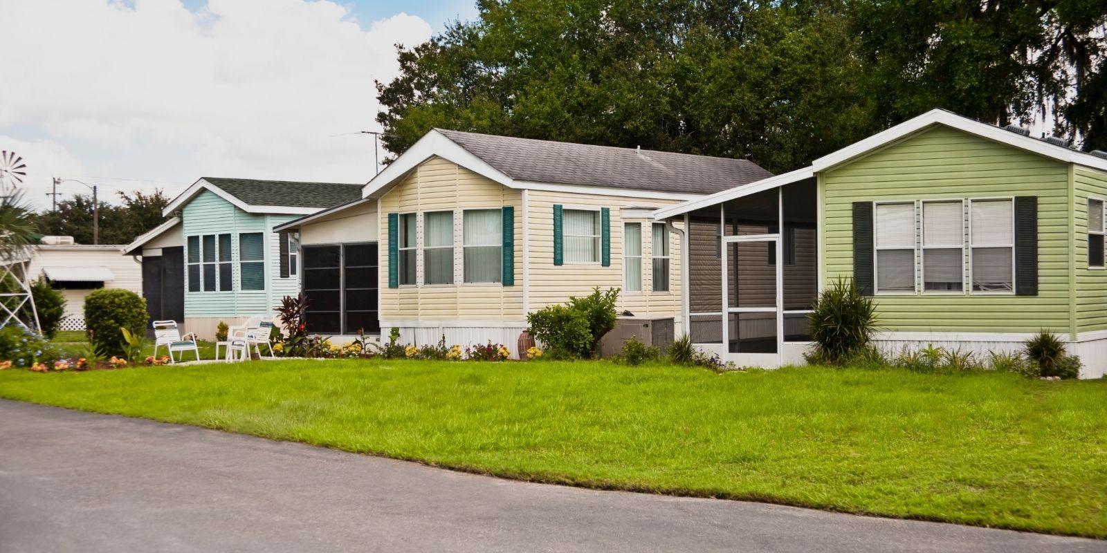 Pros and Cons of Manufactured Homes in Michigan
